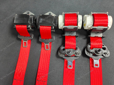 BMW 1-SERIES E81 / E82 COUPE (1M) RED FRONT & REAR SEAT BELT SET